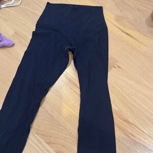 Women’s Lululemon Navy Leggings